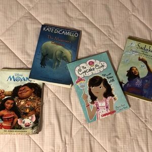 Book Set Pack Of Four